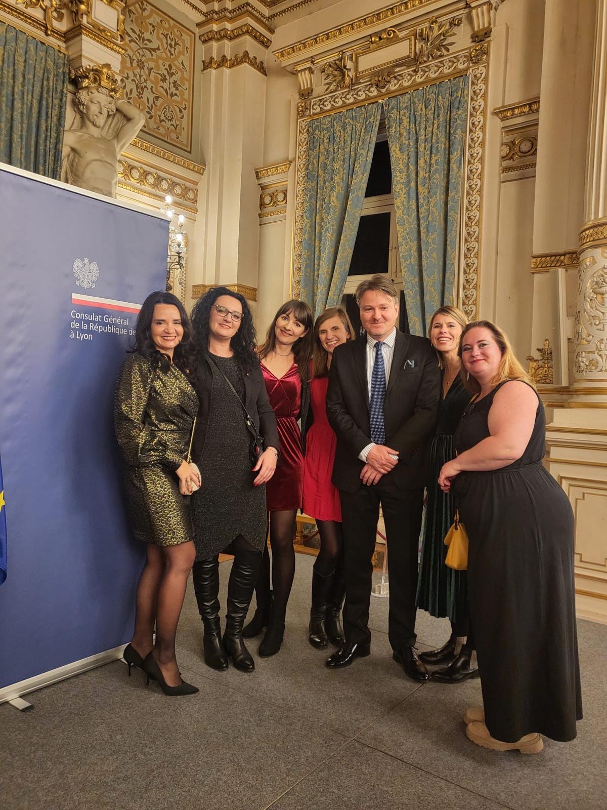 cc705047-9d8a-4731-b2e6-16240b79b733